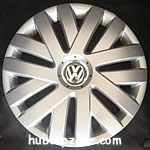 VW Jetta hubcap