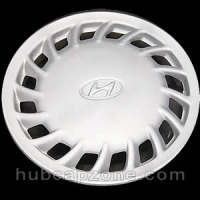 1992-1994 Hyundai Elantra hubcap 14"