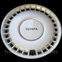 1988-1991 Toyota Camry hubcap 15"