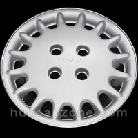 1990-1992 Toyota Corolla hubcap 13"