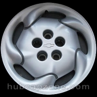 1995-1996 Chevy Cavalier hubcap 14"