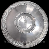 1967 Oldsmobile hubcap 14"