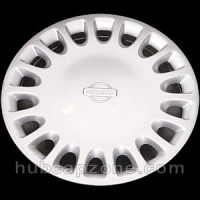 1995-1999 Nissan Sentra hubcap 13"