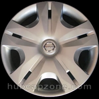 2010-2012 Nissan Versa hubcap 15"