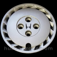 1988-1989 Honda Prelude hubcap 13"