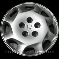 1998 Honda Odyssey hubcap 15"