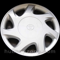 1996-1999 Toyota Paseo hubcap 14"