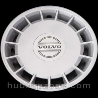 89-93 Volvo hubcap 14" 240 series