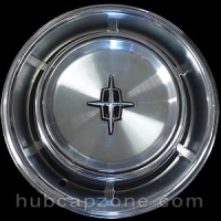 1970-1973 Lincoln Town Car hubcap 15"