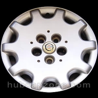 2001-2002 Chrysler Town and Country hubcap 15"