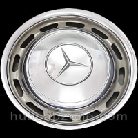 14" Mercedes hubcap